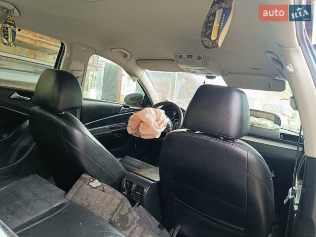 Фольксваген Пассат 2009 в Запорожье на Automoto.ua Черный Фольксваген Пассат, объемом двигателя 1.8 л и пробегом 350 тыс. км за 3000 $, фото 12 на Automoto.ua