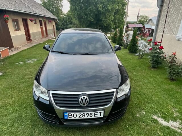 Чорний Фольксваген Пассат, об'ємом двигуна 2 л та пробігом 224 тис. км за 6800 $, фото 18 на Automoto.ua