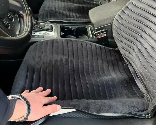 Черный Фольксваген Пассат, объемом двигателя 1.8 л и пробегом 247 тыс. км за 5999 $, фото 14 на Automoto.ua