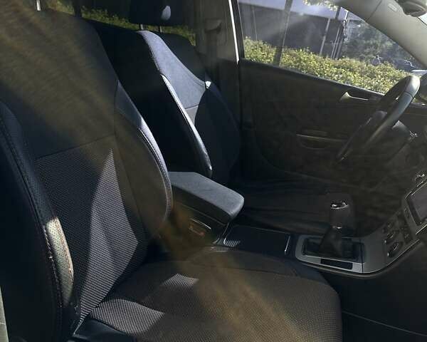 Чорний Фольксваген Пассат, об'ємом двигуна 1.97 л та пробігом 217 тис. км за 7700 $, фото 19 на Automoto.ua