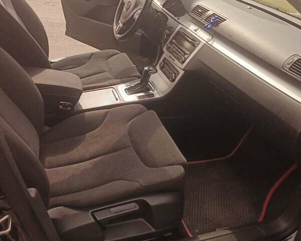 Чорний Фольксваген Пассат, об'ємом двигуна 1.8 л та пробігом 250 тис. км за 7100 $, фото 4 на Automoto.ua