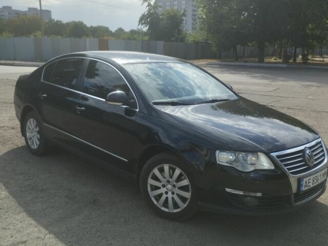 Чорний Фольксваген Пассат, об'ємом двигуна 1.8 л та пробігом 210 тис. км за 6500 $, фото 3 на Automoto.ua