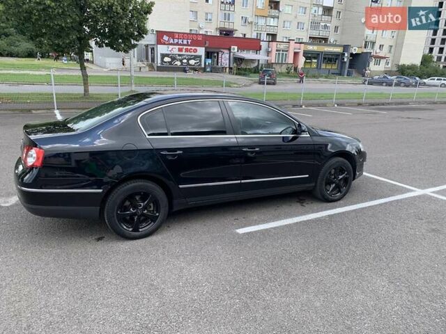 Черный Фольксваген Пассат, объемом двигателя 1.97 л и пробегом 272 тыс. км за 8300 $, фото 9 на Automoto.ua