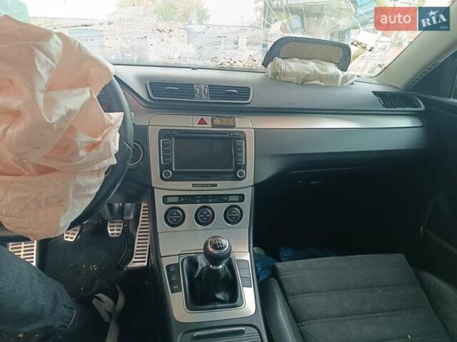 Фольксваген Пассат 2009 в Запорожье на Automoto.ua Черный Фольксваген Пассат, объемом двигателя 1.8 л и пробегом 350 тыс. км за 3000 $, фото 8 на Automoto.ua