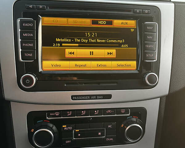 Черный Фольксваген Пассат, объемом двигателя 1.6 л и пробегом 294 тыс. км за 7600 $, фото 19 на Automoto.ua