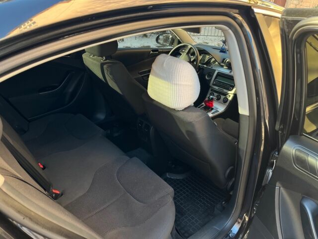 Чорний Фольксваген Пассат, об'ємом двигуна 2 л та пробігом 224 тис. км за 6800 $, фото 8 на Automoto.ua