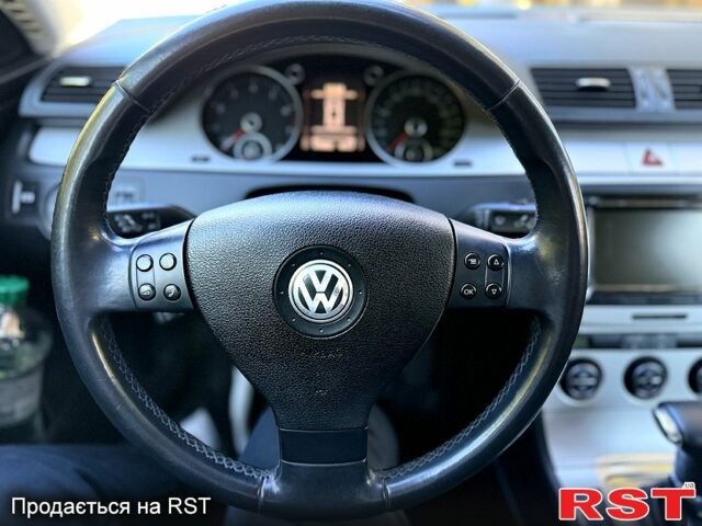 Чорний Фольксваген Пассат, об'ємом двигуна 1.8 л та пробігом 171 тис. км за 7900 $, фото 7 на Automoto.ua