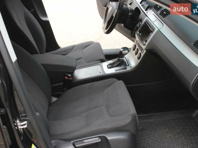 Черный Фольксваген Пассат, объемом двигателя 1.8 л и пробегом 173 тыс. км за 7500 $, фото 21 на Automoto.ua