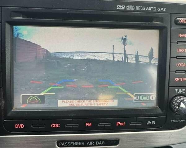 Черный Фольксваген Пассат, объемом двигателя 1.8 л и пробегом 267 тыс. км за 7000 $, фото 8 на Automoto.ua