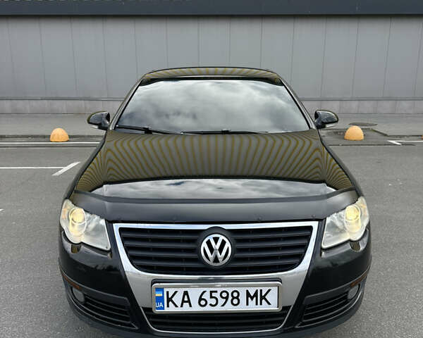 Черный Фольксваген Пассат, объемом двигателя 1.8 л и пробегом 247 тыс. км за 5999 $, фото 9 на Automoto.ua