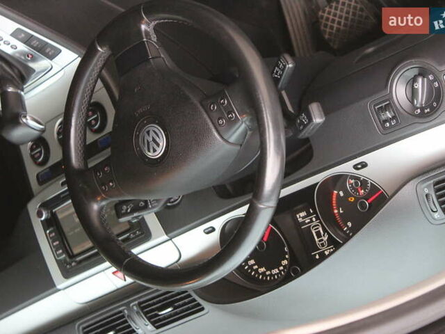 Черный Фольксваген Пассат, объемом двигателя 1.8 л и пробегом 173 тыс. км за 7500 $, фото 15 на Automoto.ua