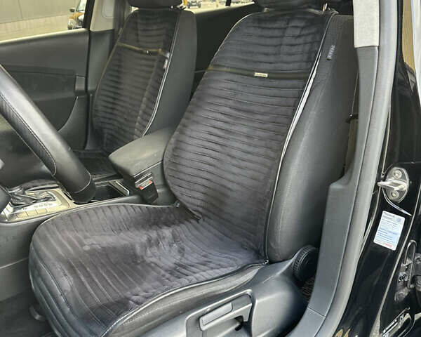 Черный Фольксваген Пассат, объемом двигателя 1.8 л и пробегом 247 тыс. км за 5999 $, фото 12 на Automoto.ua