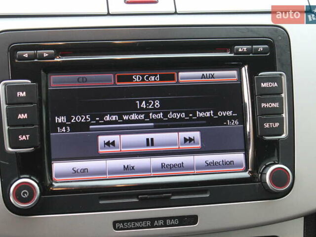 Черный Фольксваген Пассат, объемом двигателя 1.8 л и пробегом 173 тыс. км за 7500 $, фото 28 на Automoto.ua