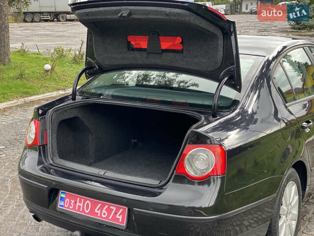 Чорний Фольксваген Пассат, об'ємом двигуна 1.4 л та пробігом 216 тис. км за 7250 $, фото 26 на Automoto.ua