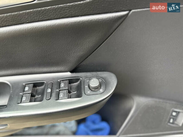 Черный Фольксваген Пассат, объемом двигателя 2 л и пробегом 234 тыс. км за 6900 $, фото 47 на Automoto.ua