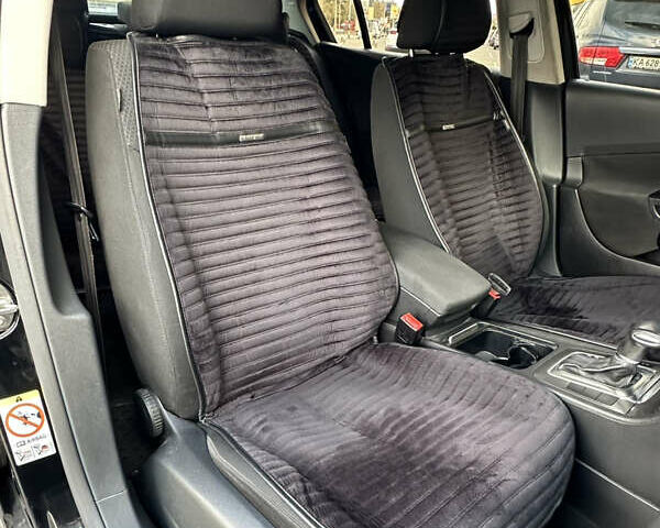 Черный Фольксваген Пассат, объемом двигателя 1.8 л и пробегом 247 тыс. км за 5999 $, фото 20 на Automoto.ua