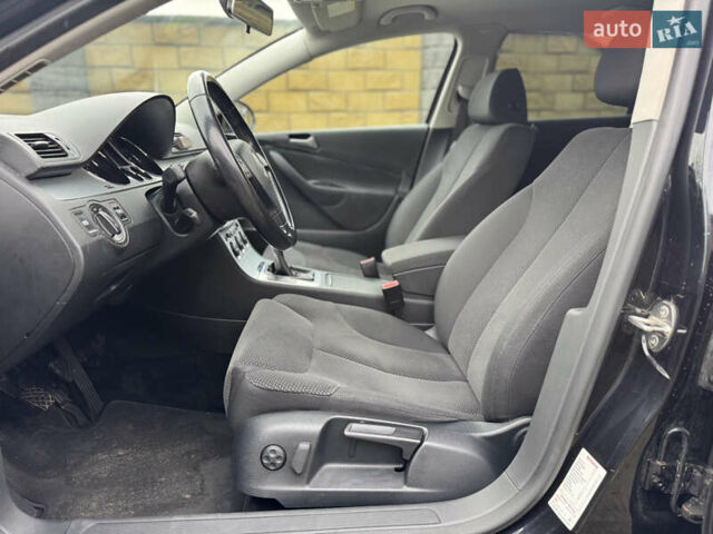 Чорний Фольксваген Пассат, об'ємом двигуна 1.8 л та пробігом 191 тис. км за 6950 $, фото 24 на Automoto.ua