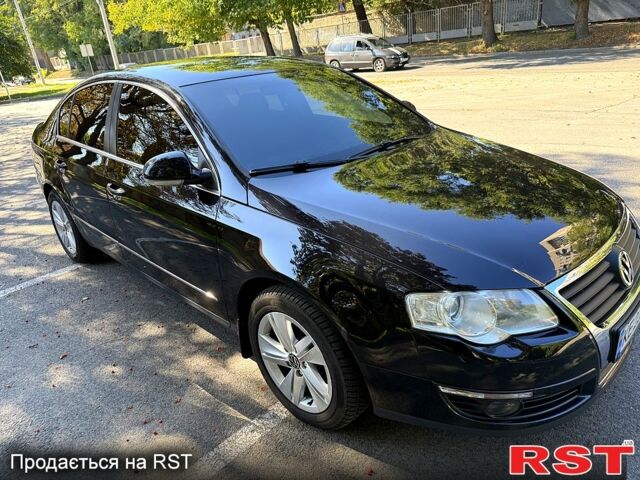 Чорний Фольксваген Пассат, об'ємом двигуна 1.8 л та пробігом 171 тис. км за 7900 $, фото 3 на Automoto.ua