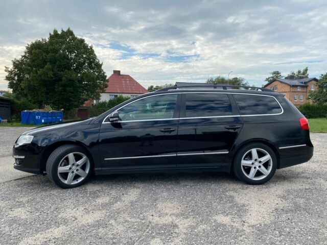 Черный Фольксваген Пассат, объемом двигателя 2 л и пробегом 238 тыс. км за 1650 $, фото 1 на Automoto.ua