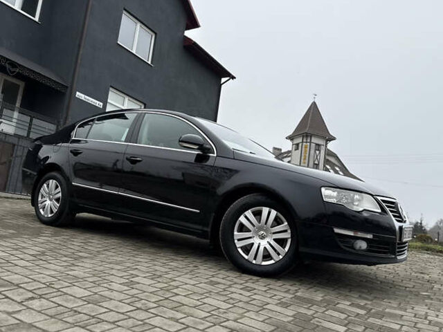 Черный Фольксваген Пассат, объемом двигателя 2 л и пробегом 234 тыс. км за 6900 $, фото 16 на Automoto.ua