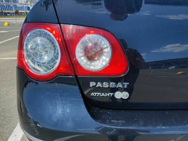 Черный Фольксваген Пассат, объемом двигателя 1.8 л и пробегом 315 тыс. км за 6999 $, фото 18 на Automoto.ua