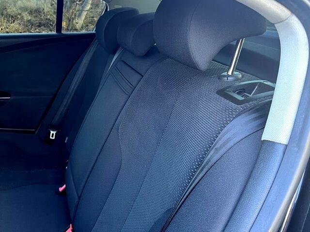 Черный Фольксваген Пассат, объемом двигателя 2 л и пробегом 195 тыс. км за 4700 $, фото 10 на Automoto.ua