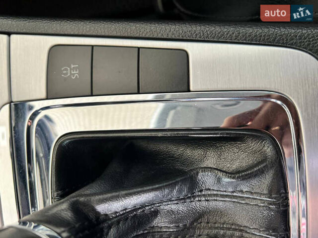 Черный Фольксваген Пассат, объемом двигателя 1.8 л и пробегом 255 тыс. км за 8999 $, фото 17 на Automoto.ua