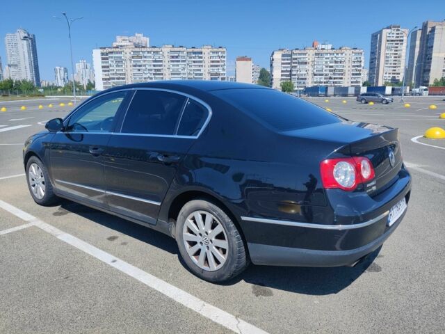 Черный Фольксваген Пассат, объемом двигателя 1.8 л и пробегом 315 тыс. км за 6999 $, фото 11 на Automoto.ua