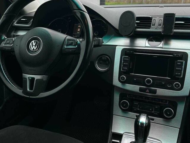 Черный Фольксваген Пассат, объемом двигателя 2 л и пробегом 271 тыс. км за 10500 $, фото 10 на Automoto.ua