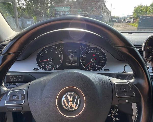 Черный Фольксваген Пассат, объемом двигателя 1.8 л и пробегом 208 тыс. км за 7000 $, фото 12 на Automoto.ua