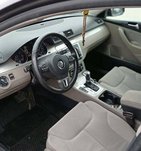 Чорний Фольксваген Пассат, об'ємом двигуна 1.8 л та пробігом 308 тис. км за 8000 $, фото 6 на Automoto.ua