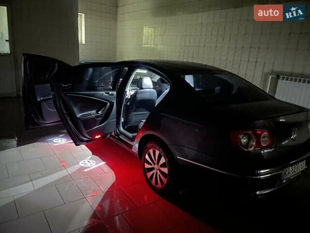 Черный Фольксваген Пассат, объемом двигателя 1.97 л и пробегом 257 тыс. км за 9600 $, фото 9 на Automoto.ua