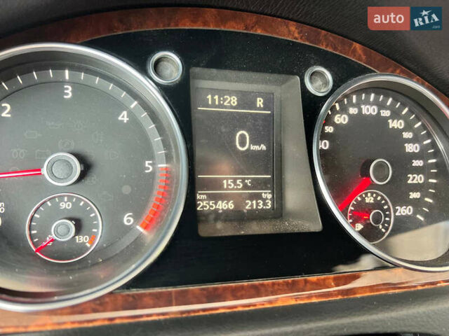 Черный Фольксваген Пассат, объемом двигателя 1.8 л и пробегом 255 тыс. км за 8999 $, фото 10 на Automoto.ua
