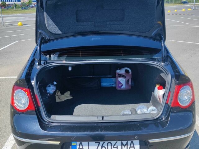 Черный Фольксваген Пассат, объемом двигателя 1.8 л и пробегом 315 тыс. км за 6999 $, фото 15 на Automoto.ua