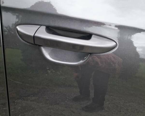 Черный Фольксваген Пассат, объемом двигателя 1.78 л и пробегом 272 тыс. км за 6900 $, фото 13 на Automoto.ua