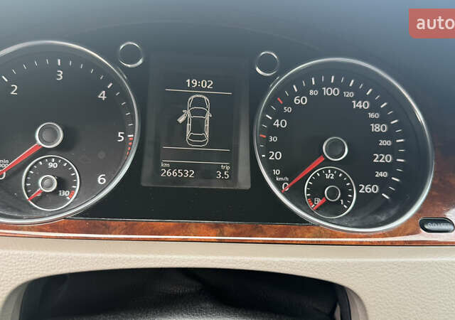 Черный Фольксваген Пассат, объемом двигателя 2 л и пробегом 266 тыс. км за 8250 $, фото 20 на Automoto.ua