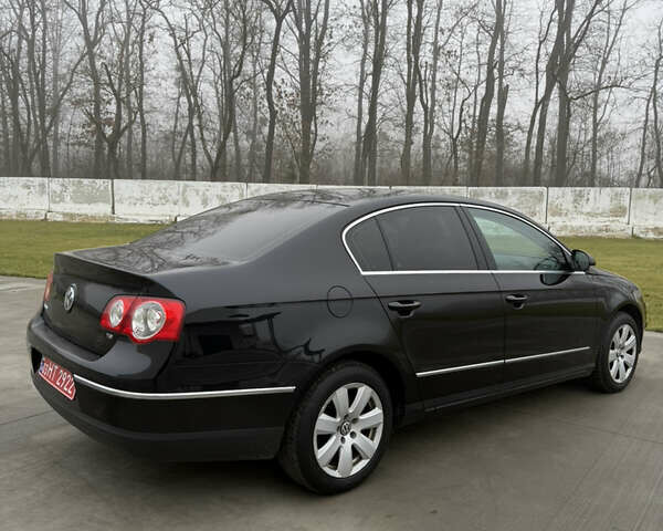 Чорний Фольксваген Пассат, об'ємом двигуна 1.8 л та пробігом 260 тис. км за 6900 $, фото 11 на Automoto.ua