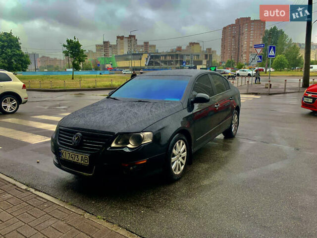Чорний Фольксваген Пассат, об'ємом двигуна 1.97 л та пробігом 230 тис. км за 7500 $, фото 2 на Automoto.ua