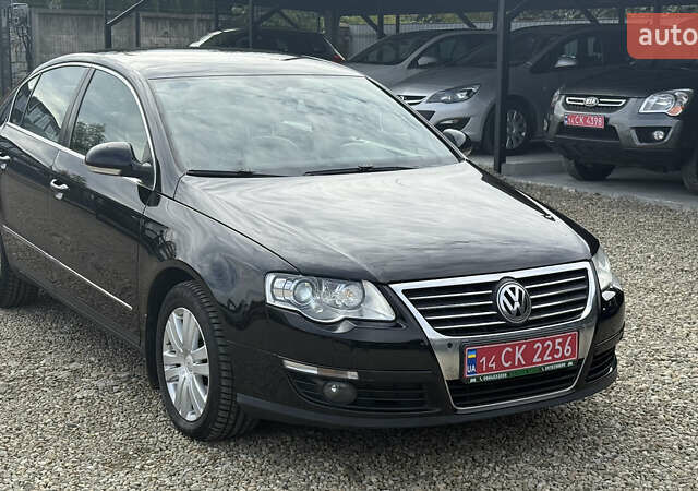 Чорний Фольксваген Пассат, об'ємом двигуна 2 л та пробігом 266 тис. км за 9000 $, фото 3 на Automoto.ua