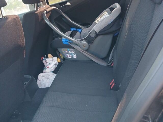 Чорний Фольксваген Пассат, об'ємом двигуна 1.4 л та пробігом 231 тис. км за 5500 $, фото 9 на Automoto.ua