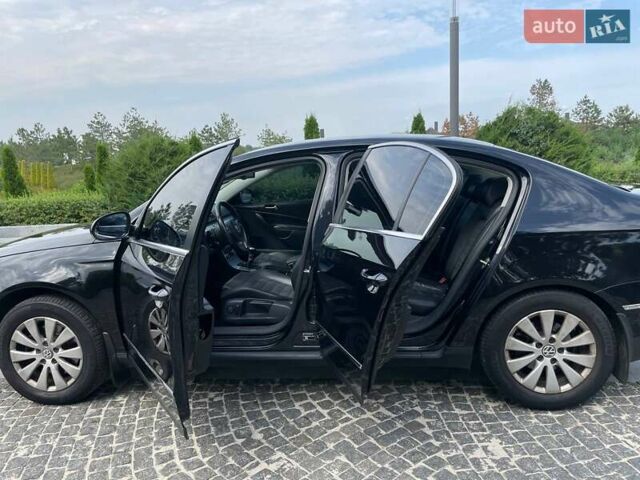 Чорний Фольксваген Пассат, об'ємом двигуна 1.8 л та пробігом 180 тис. км за 8200 $, фото 3 на Automoto.ua
