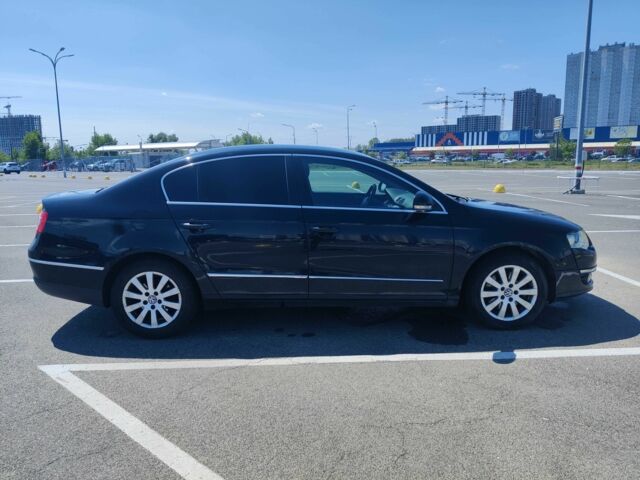 Черный Фольксваген Пассат, объемом двигателя 1.8 л и пробегом 315 тыс. км за 6999 $, фото 14 на Automoto.ua