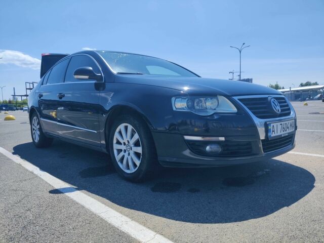 Черный Фольксваген Пассат, объемом двигателя 1.8 л и пробегом 315 тыс. км за 6999 $, фото 8 на Automoto.ua