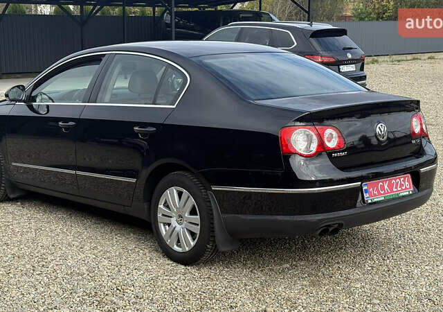Чорний Фольксваген Пассат, об'ємом двигуна 2 л та пробігом 266 тис. км за 9000 $, фото 7 на Automoto.ua
