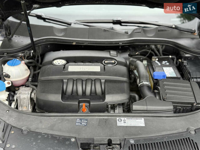 Черный Фольксваген Пассат, объемом двигателя 1.6 л и пробегом 221 тыс. км за 7550 $, фото 28 на Automoto.ua