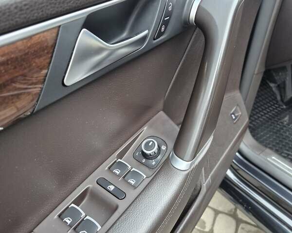 Черный Фольксваген Пассат, объемом двигателя 1.8 л и пробегом 198 тыс. км за 10999 $, фото 26 на Automoto.ua