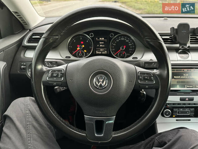 Черный Фольксваген Пассат, объемом двигателя 1.6 л и пробегом 248 тыс. км за 10000 $, фото 13 на Automoto.ua