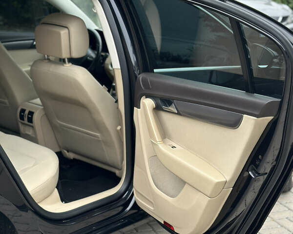 Черный Фольксваген Пассат, объемом двигателя 1.97 л и пробегом 276 тыс. км за 9650 $, фото 20 на Automoto.ua