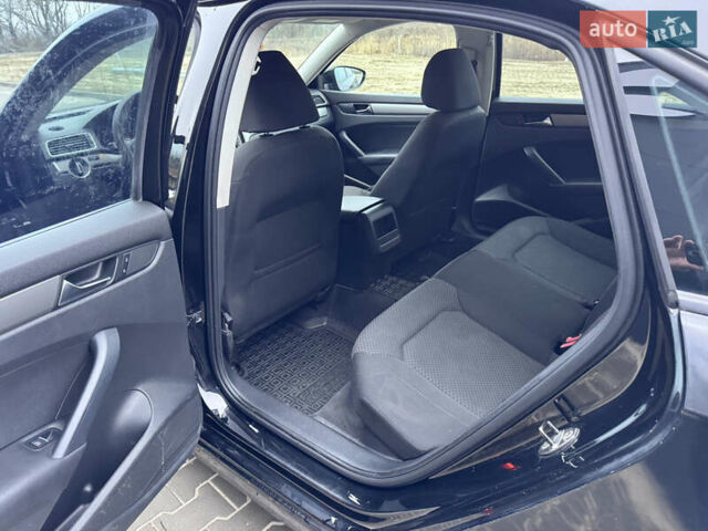 Черный Фольксваген Пассат, объемом двигателя 2.48 л и пробегом 330 тыс. км за 8000 $, фото 7 на Automoto.ua