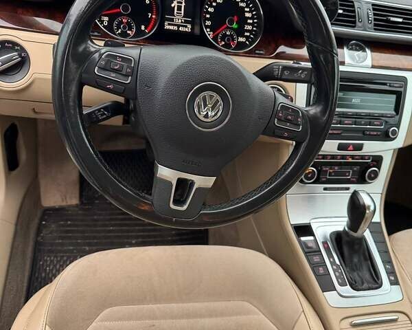 Черный Фольксваген Пассат, объемом двигателя 1.39 л и пробегом 209 тыс. км за 9200 $, фото 9 на Automoto.ua